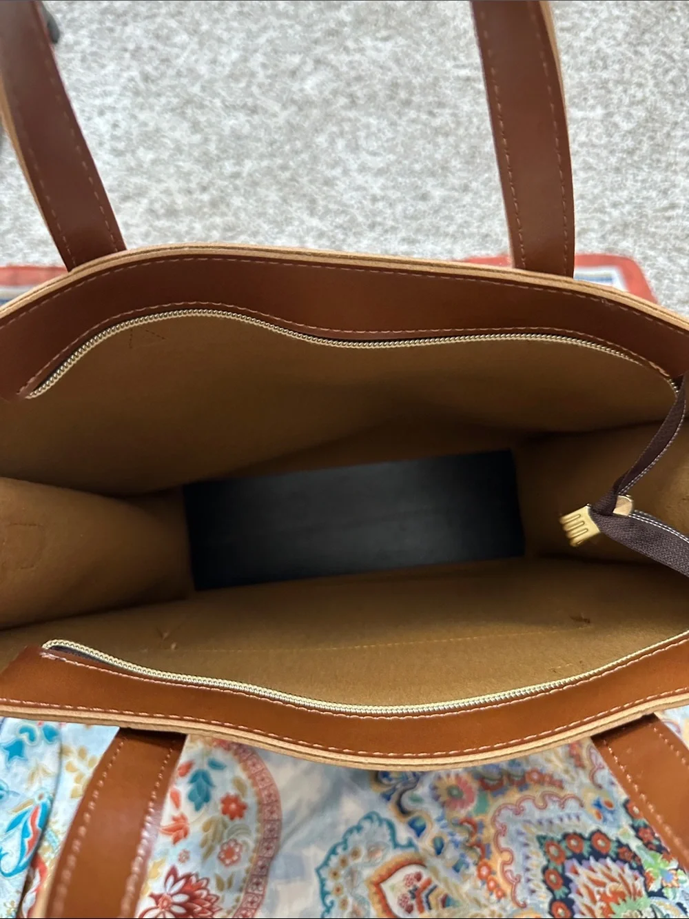 Trench & Hide New York Brown Leather Tote with Front Pocket. Made in korea.